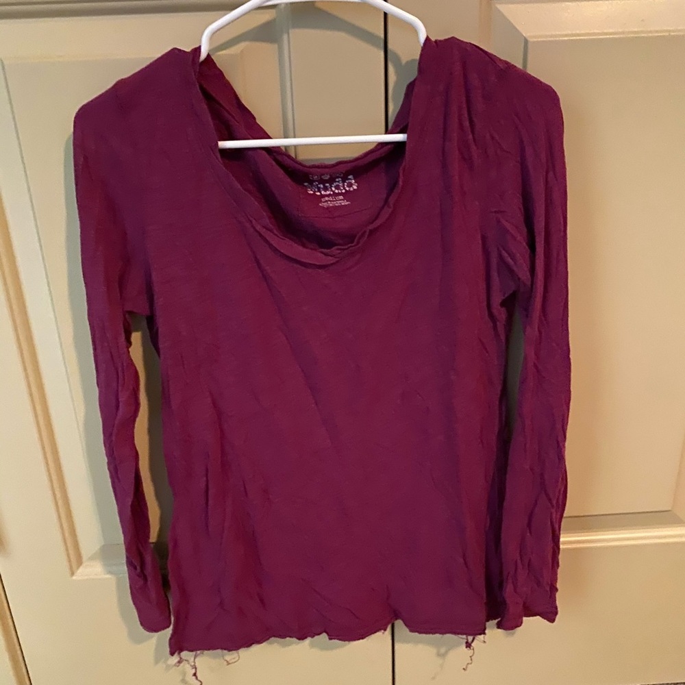 Long Sleeve - Size M